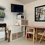 2 Pieces En Rez De Jardin -