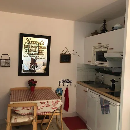 2 Pièces En Rez De Jardin -le Petit Nid à * Trouville-sur-Mer