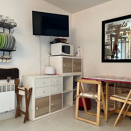 Rez De Jardin Au Calme Sur Les Hauteurs De Le Petit Nid Appartement *