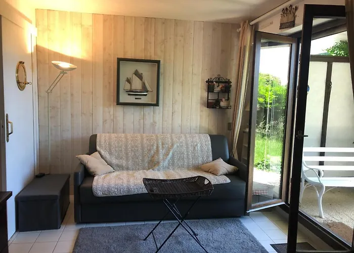 2 Pièces En Rez De Jardin -le Petit Nid à Trouville-sur-Mer