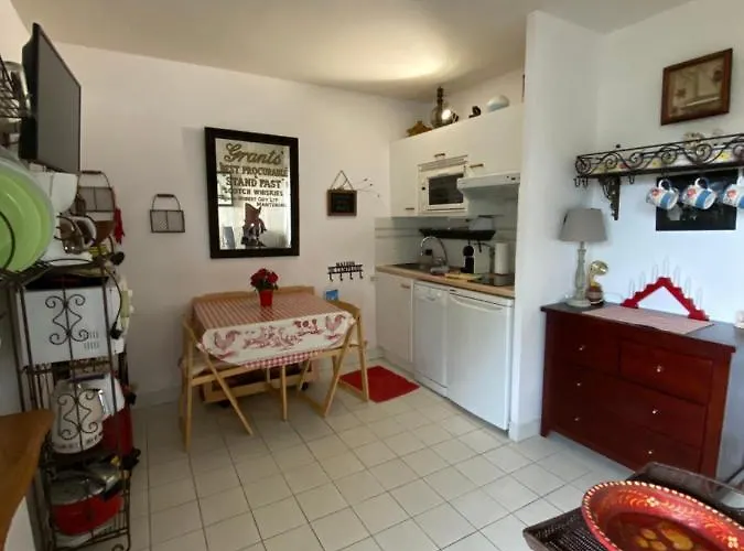 Apartamento 2 Pièces En Rez De Jardin -le Petit Nid à