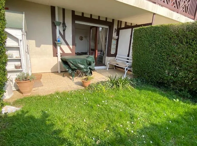 Apartamento 2 Pièces En Rez De Jardin -le Petit Nid à Trouville-sur-Mer