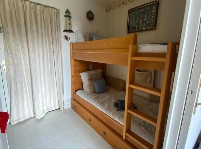 2 Pièces En Rez De Jardin -le Petit Nid à Apartamento