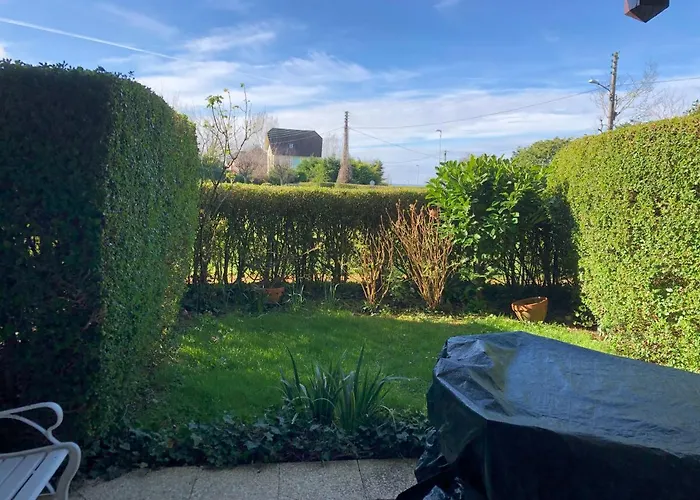 2 Pièces En Rez De Jardin -le Petit Nid à Trouville-sur-Mer